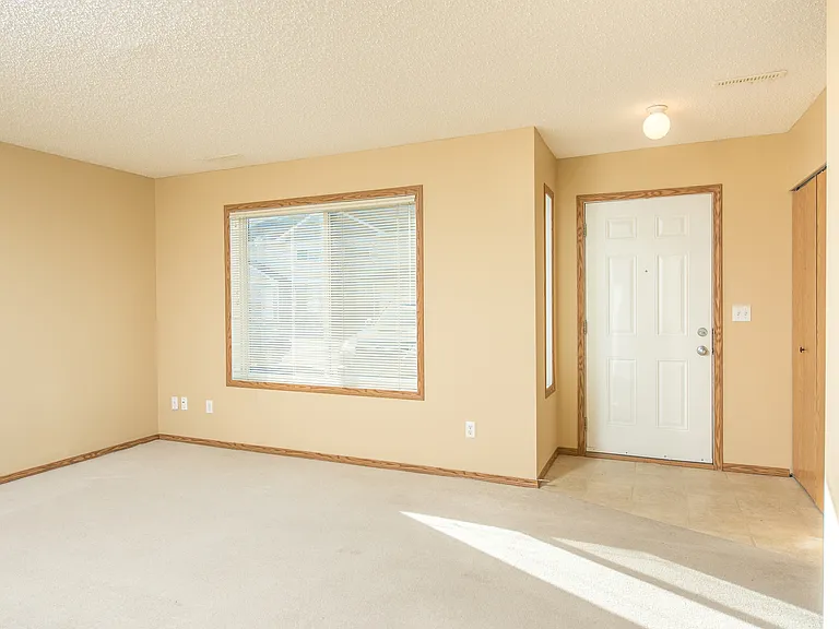 100 Jordan Pkwy — Photo 24