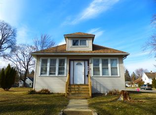 646 Jay St, Elgin, IL 60120