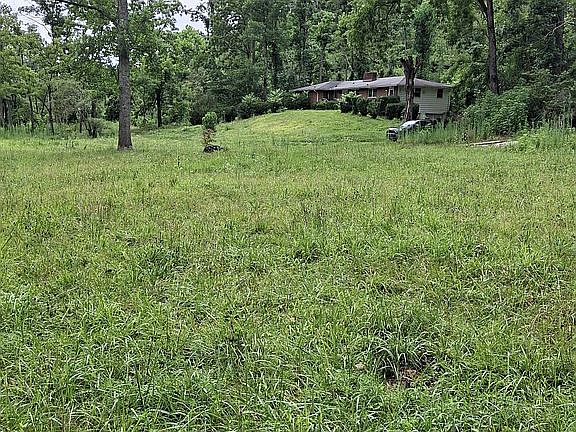 4th image of 278 Shope Creek Rd