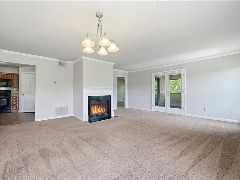 117 Brittany Ct — Photo 7