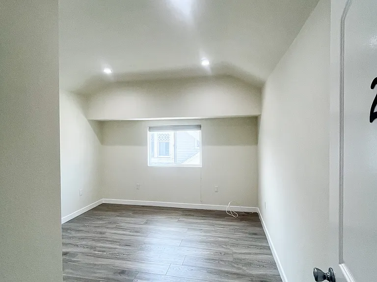 4817 S Gramercy Pl #4 — Photo 10