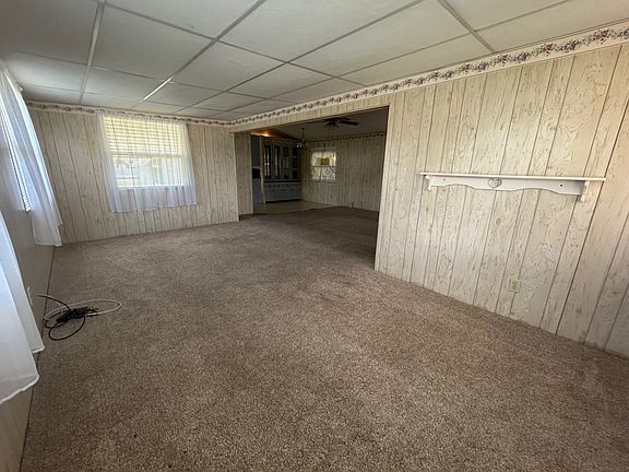 3rd image of 85 Rose Dr #85