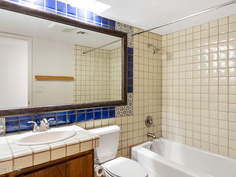 6561 N Avenida De Posada — Photo 33