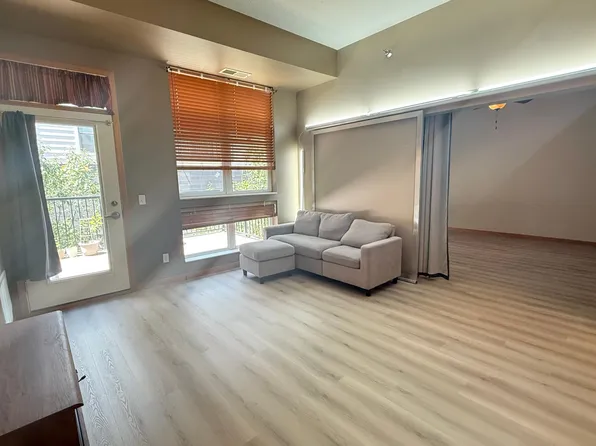 2650 University Ave W APT 104, Saint Paul, MN 55114