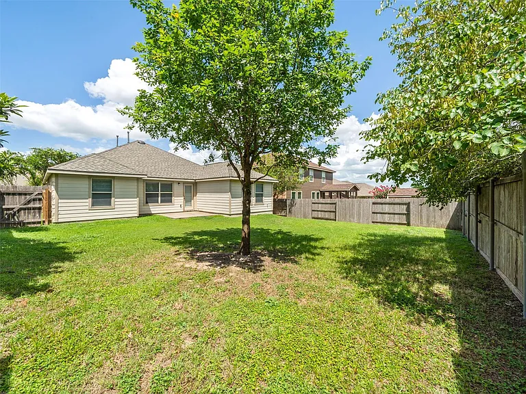 1905 Meandering Meadows Dr — Photo 22