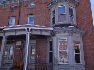 40 Byers St, Springfield, MA 01105