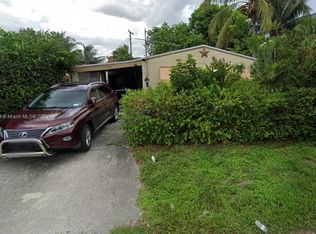 1057 Alto Rd, Lake Worth, FL 33462