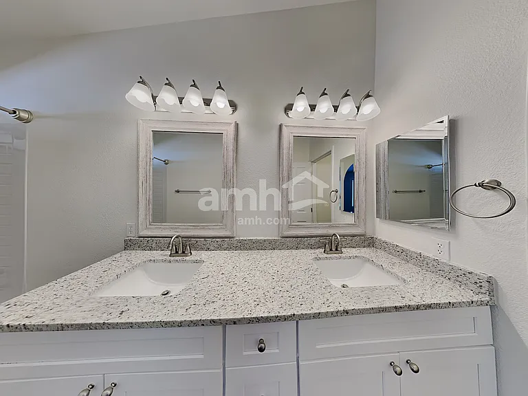 7975 S New Abbey Dr — Photo 14
