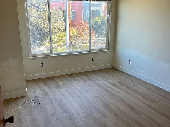 2nd image of 455 7th Ave APT 4