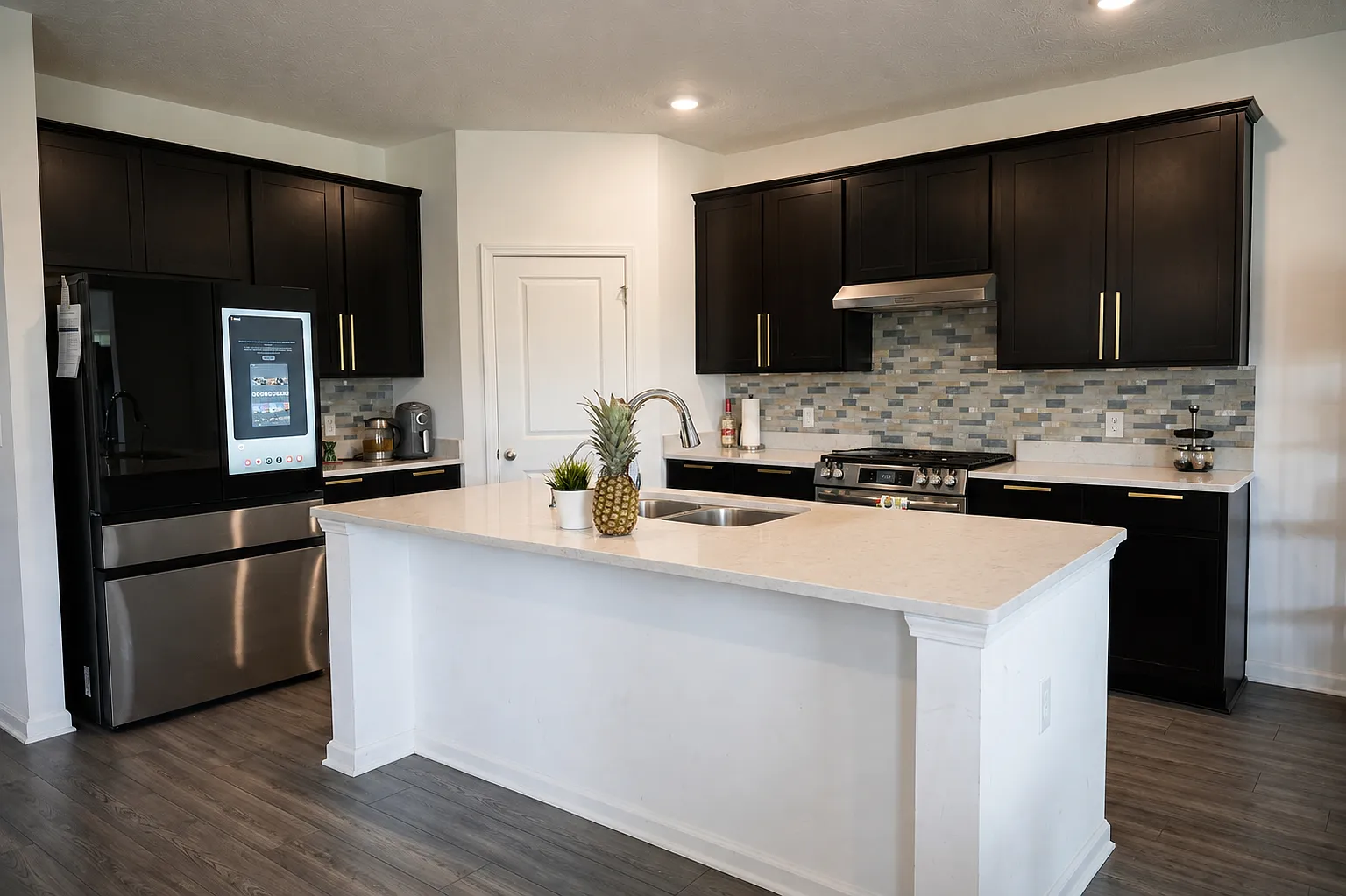 5 bed, 2856 sqft, $2,800 — Photo 4