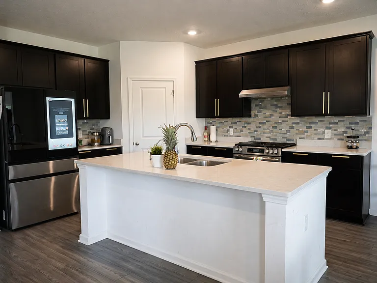 4252 Sedgewick Ln — Photo 4