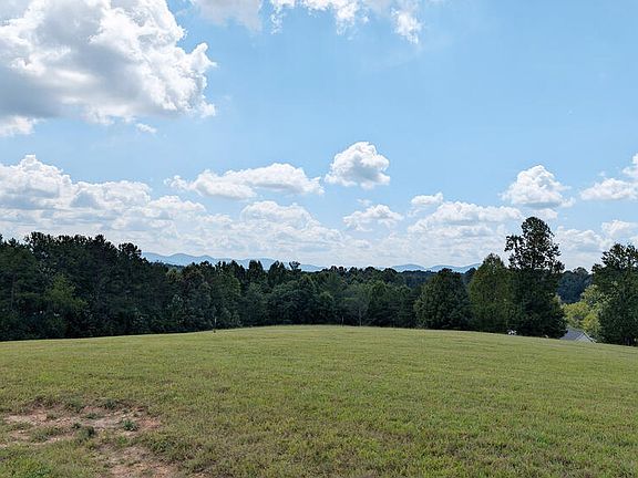 5th image of 22 Bonney Ridge Rd