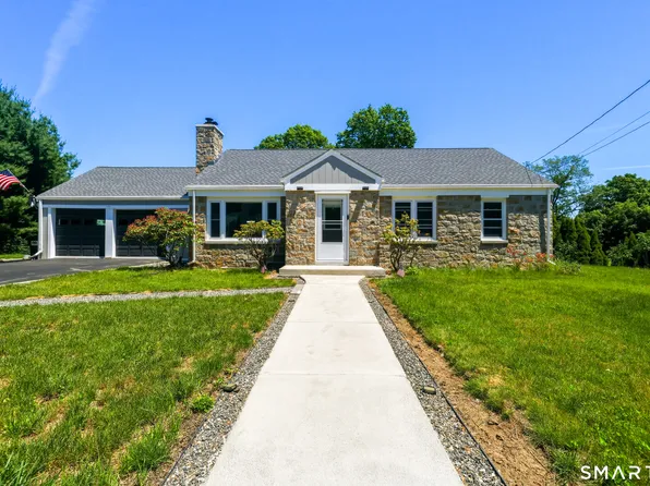 24 Crown Street, Trumbull, CT 06611