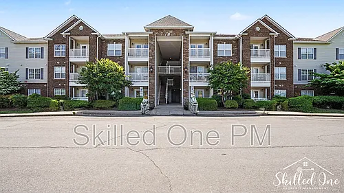 1380 Heritage Pointe Dr #101 Photo 1