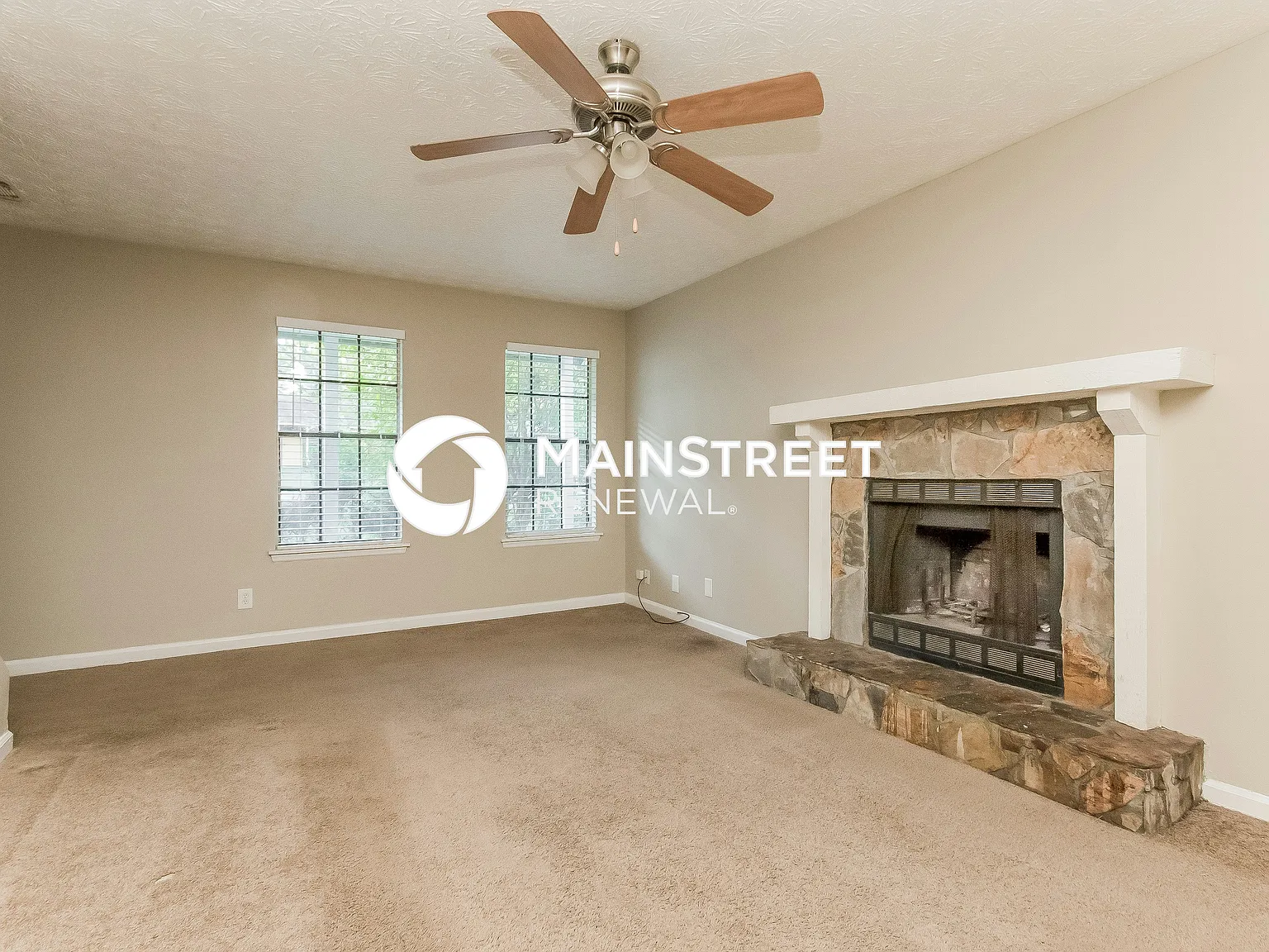 6125 Creekford Dr — Photo 3