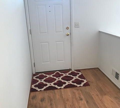 5th image of 3029 Debra Ct #1