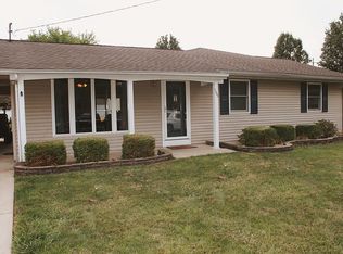 109 N Herin St, Teutopolis, IL 62467