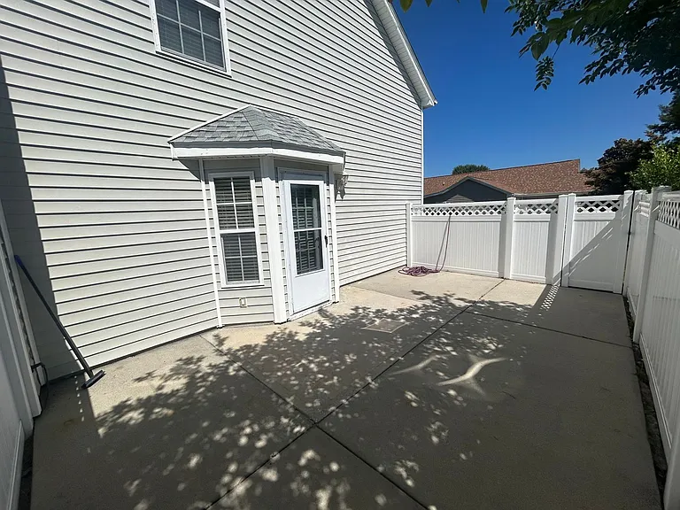 4902 Southgate Pkwy — Photo 12