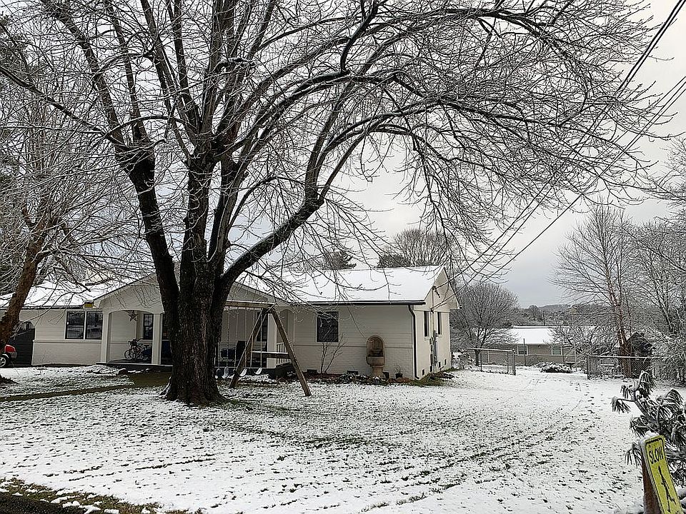 1st image of 5813 Dutchwood Ln