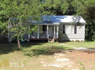 894 Ozora Rd, Lawrenceville, GA 30045