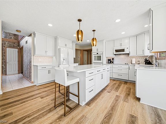 4th image of 471 Medway Rd