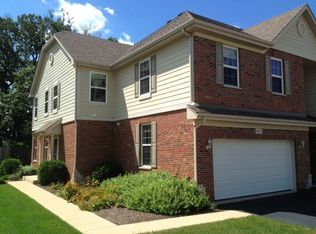 10S447 Carrington Cir, Burr Ridge, IL 60527