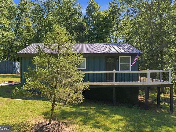 3rd image of 167 Titmouse Ln