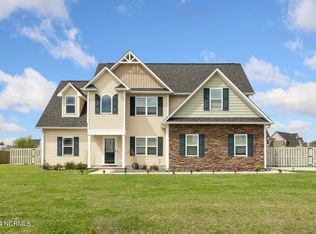 106 Barnhouse Rd, Jacksonville, NC 28546