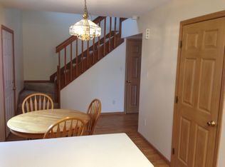 174 Mallard Pointe Dr, Valparaiso, IN 46385