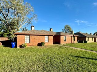 2824 Cottonwood Ln, Balch Springs, TX 75180
