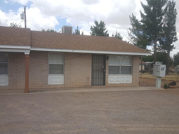 2nd image of 1513 Roadrunner Ln APT 1