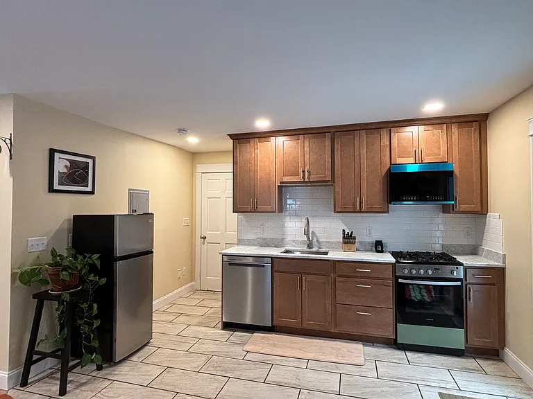 11 Sofia Rd #1 — Photo 5