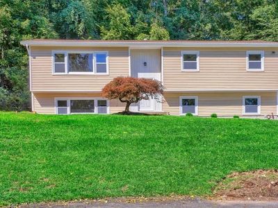 2 Shady Ridge Lane, Spring Valley, NY, 10977
