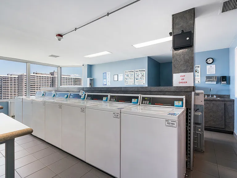 720 W Gordon Ter #23R — Photo 17