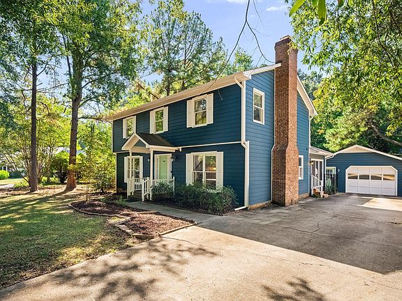 3rd image of 1206 Little Acres Dr