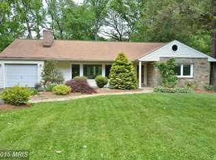 3158 Juniper Ln, Falls Church, VA 22044