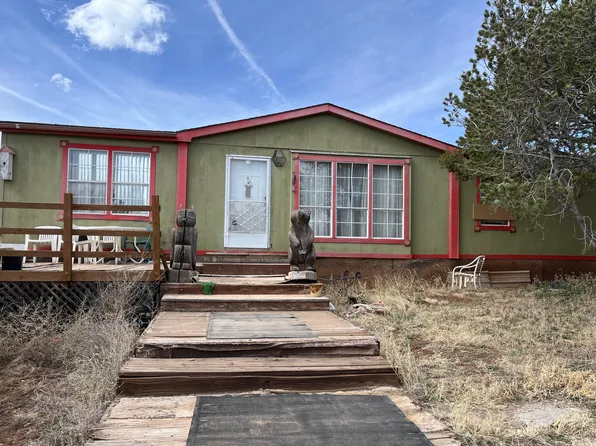 42 Barelas Rd, Tajique, NM 87016