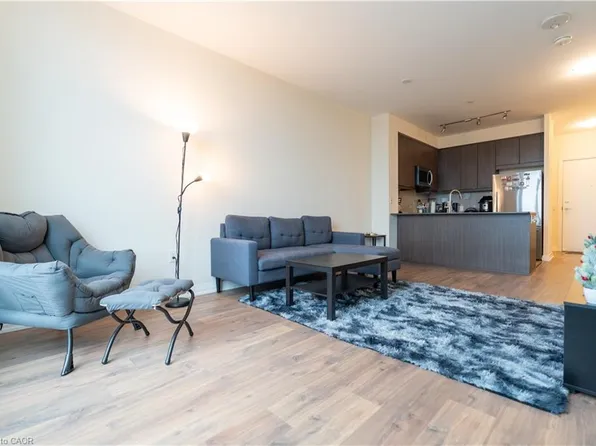 50 Thomas Riley Rd #207, Toronto, ON M9B 0C5