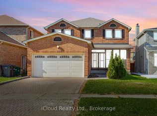 73 Blackmere Cir, Brampton, ON L6W4B9
