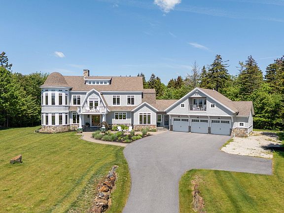 3rd image of 4 Cole Farm Drive