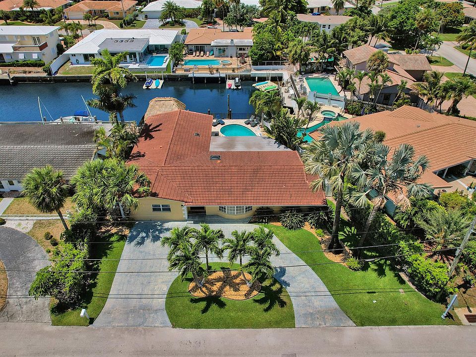 1st image of 2051 Coral Reef Dr