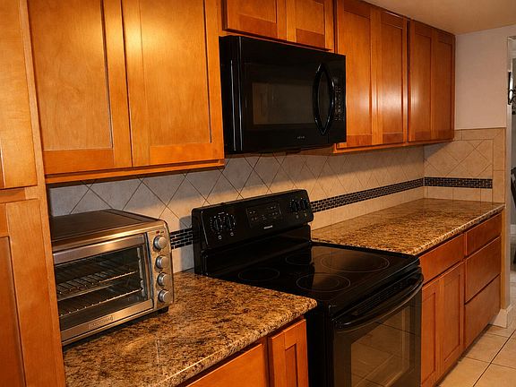 5th image of 950 NW 175TH Street