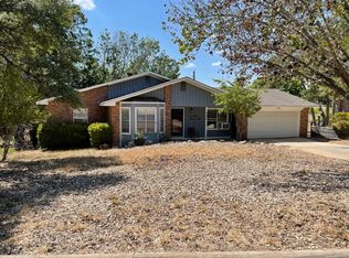 204 Palo Verde Dr, Kerrville, TX 78028