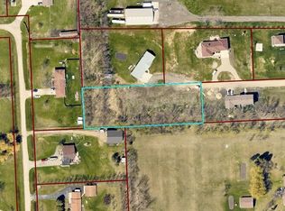 4442 45th St N, Fargo, ND 58102