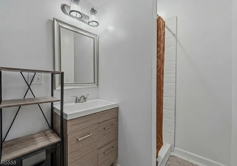 137 New St #2 — Photo 8