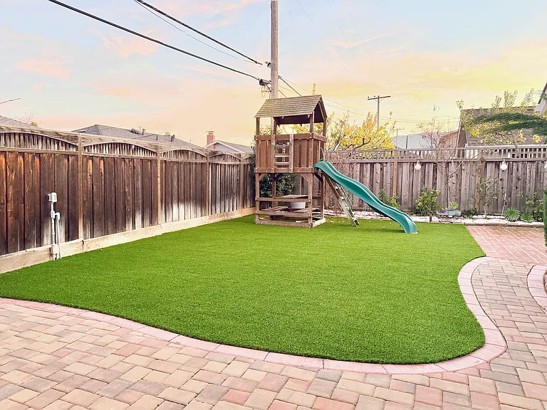 3200 Hilary Dr — Photo 10