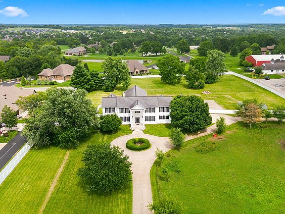 5th image of 1132 N Farm Road 185