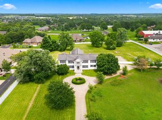 1132 N Farm Road 185, Springfield, MO 65802