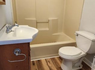 27 Norwich Ave Unit 5, Norwich, CT 06360