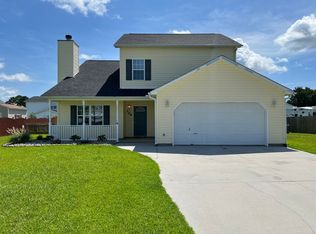 304 Mann St, Hubert, NC 28539